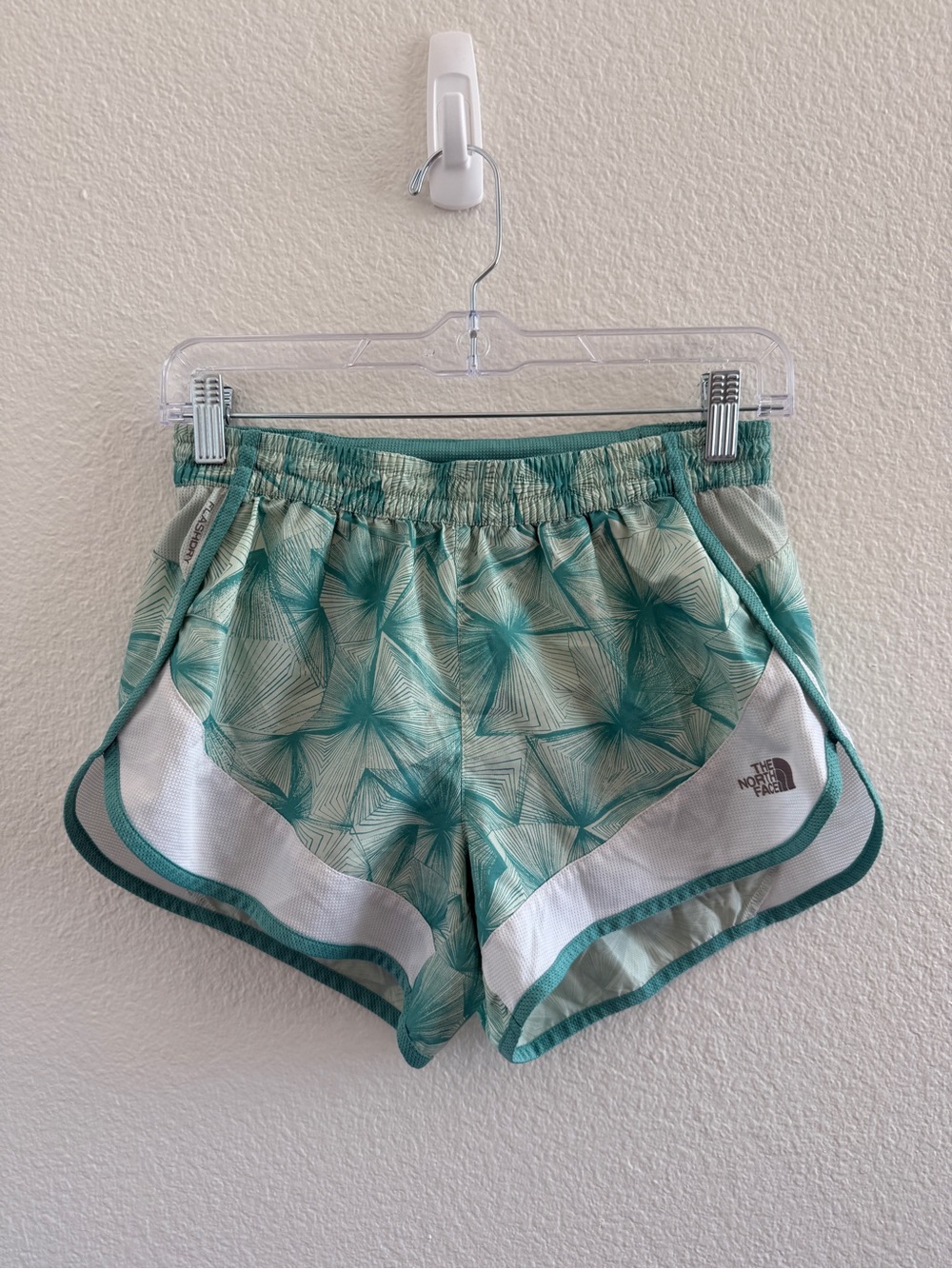 The North Face Altertude Hybrid Women's Running‎ Shorts
